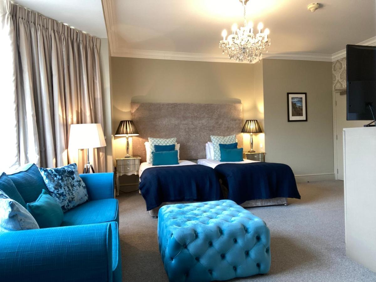 Virginia Court 3*
