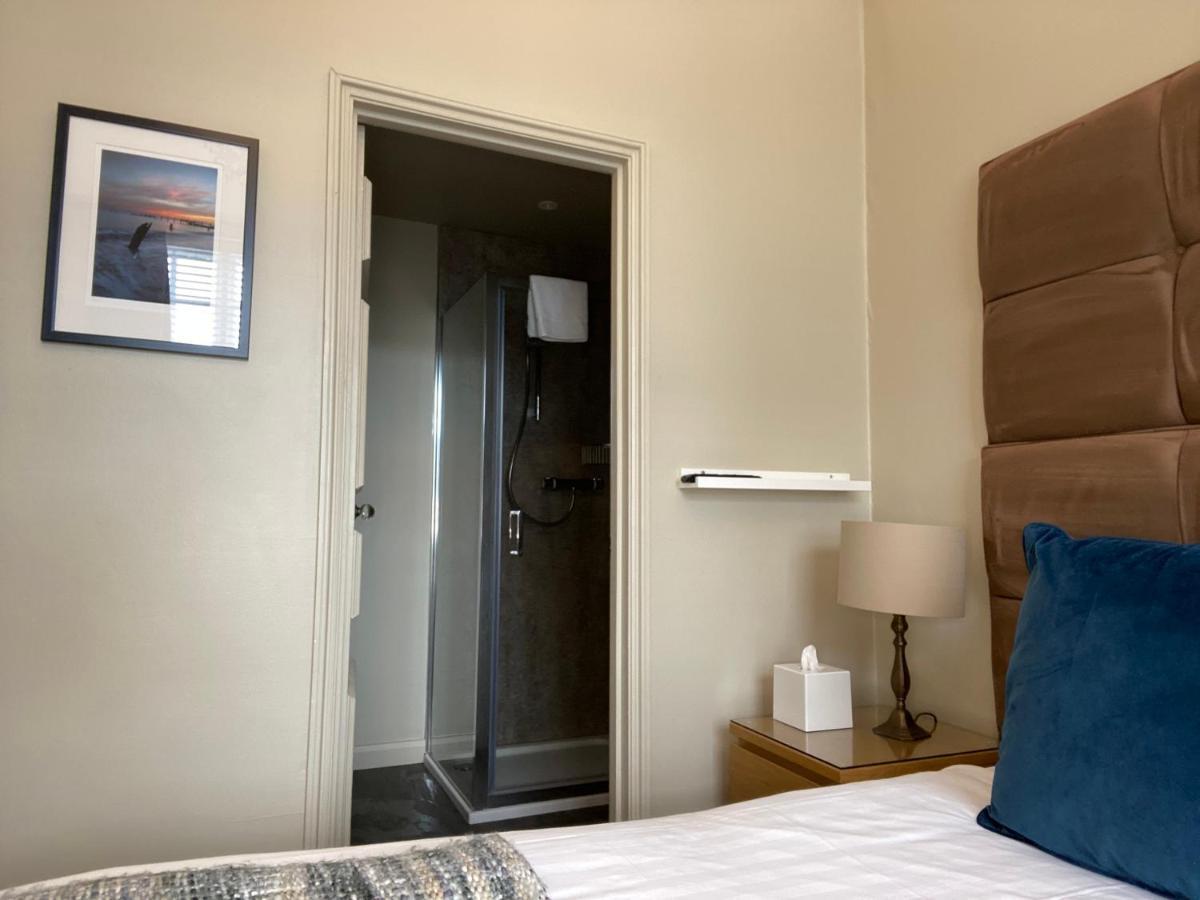 Hotel Virginia Court 3*